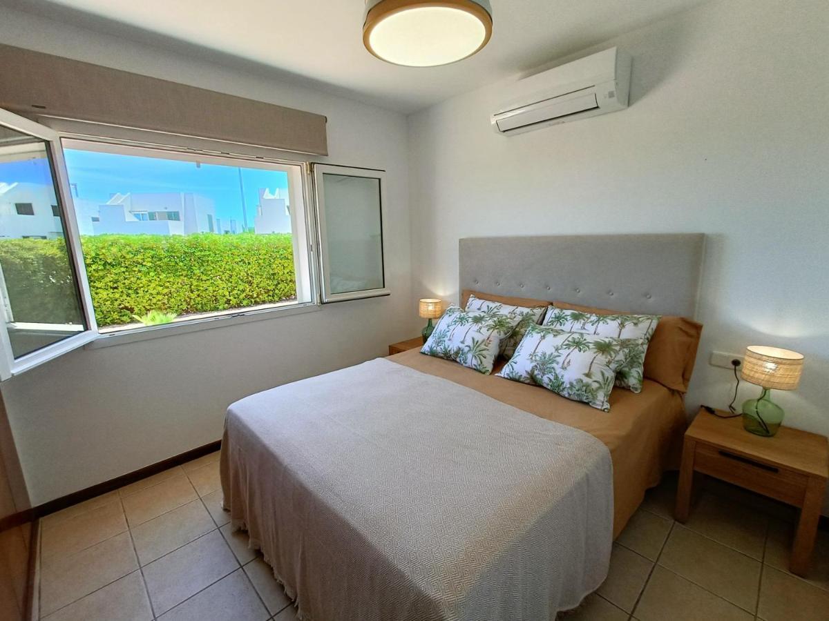 Villa Vega Relax En El Paraiso Es Mercadal Exterior foto